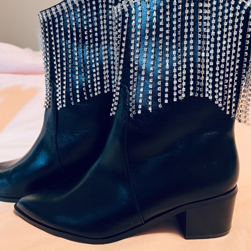 Black and rhinestone cowboy boots - Picture 2 of 4